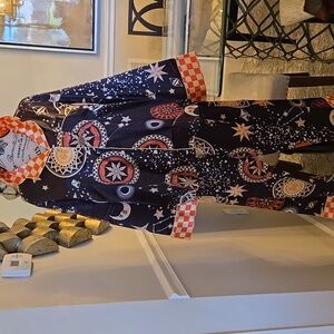 Pajama Lux Celestial Colorful Print Elegant 2pc Set Silky Feel Poly Span  New XL